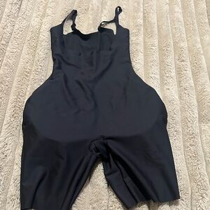 SKIMS Padded Size Large Black Shapewear Bodysuit